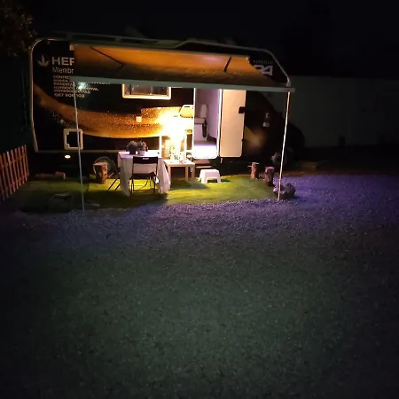 Autocaravana En El Centro De Bienestar Tfm * Καντίζ